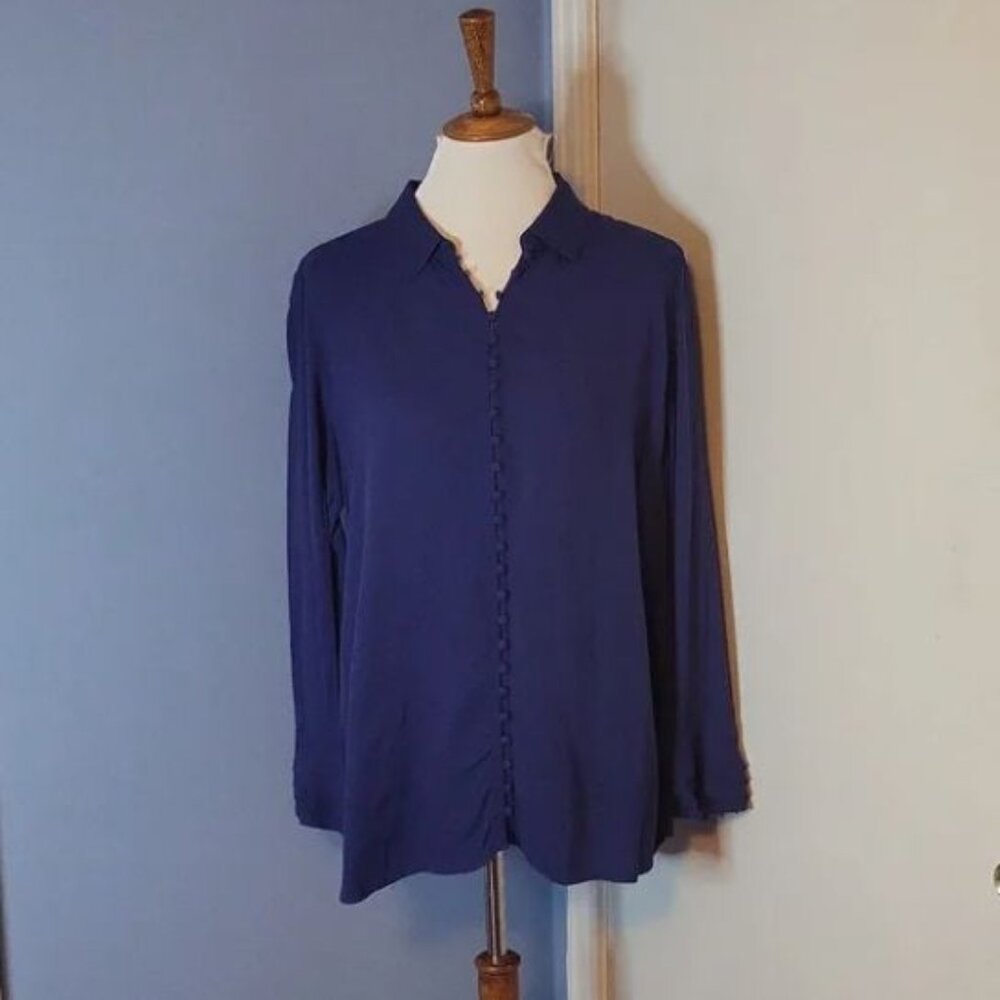 Soft Surroundings Top Blouse Blue Button Front Long Sleeve Petite Large PL P L